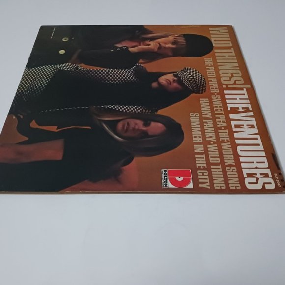 Vintage The Ventures Wild Things! vinyl LP record, 1966 first pressing, original - Picture 6 of 10